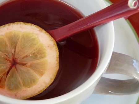 Aglio e tè per combattere il raffreddore