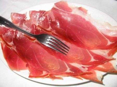 Dieta del prosciutto: ricca di proteine e ferro