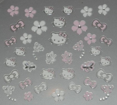 Manicure: gli stickers per unghie di Hello Kitty per Sephora