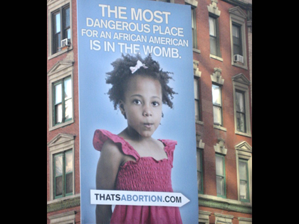 Aborto: a NY fa discutere cartellone pubblicitario “pro life”