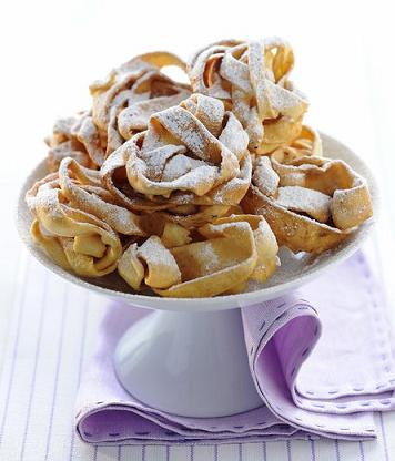 Ricette Carnevale: tagliatelle fritte