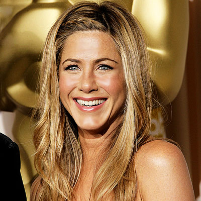 Jennifer Aniston dice sì alla chirurgia plastica