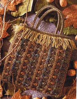 Uncinetto: come creare questa bellissima borsa con le frange