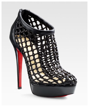 Christian Louboutin: tutte pazze per i Coussin Caged Ankle Boots
