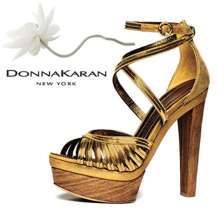 Scarpe DKNY: i sandali platform di Donna Karan