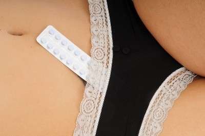 Contraccettivi: 1 donna su 2 non li usa