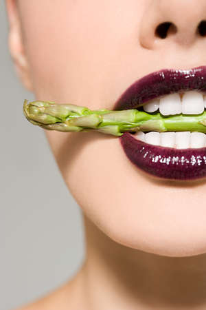Dimagrire pancia: prova la dieta degli asparagi