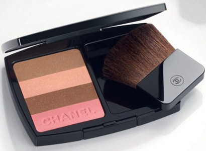 Chanel presenta il nuovo blush per valorizzare l’abbronzatura