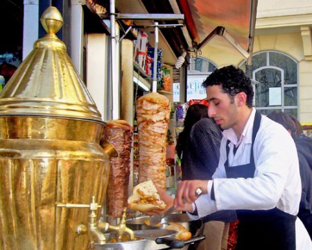 Alimentazione equilibrata, attenzione al cibo etnico