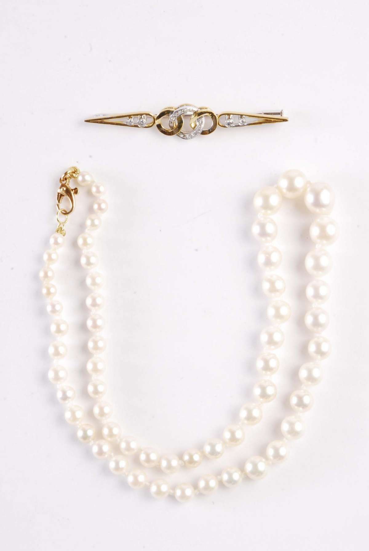 I modelli di collane di perle adatti ad ogni occasione [FOTO]