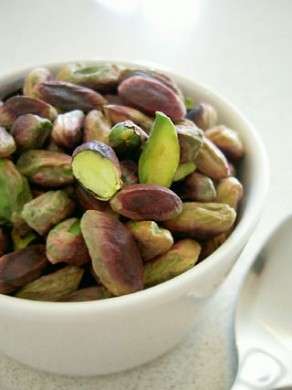 I pistacchi sono un toccasana per la linea e per il cuore