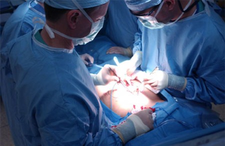Tumore al fegato: a Padova un intervento chirurgico eccezionale