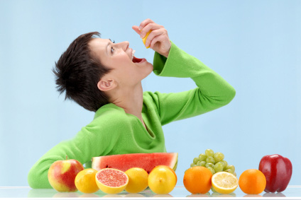 Alimentazione corretta: frutta e verdura di stagione aiutano davvero?