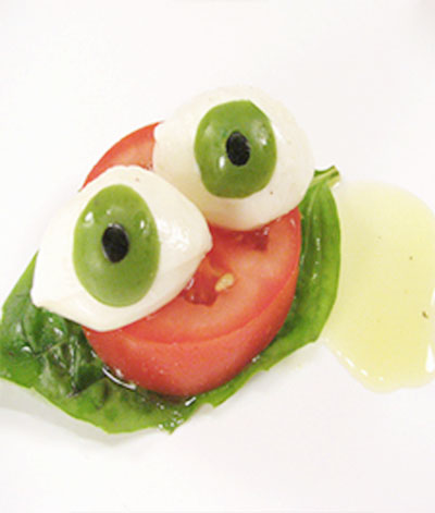 Per preservare la salute degli occhi bisogna mangiare più frutta e verdura e meno carne