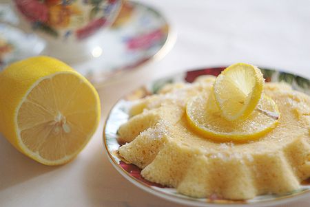 Dolci estivi e freschi, ecco come fare il budino al limone