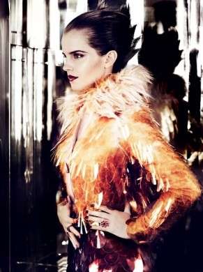 Emma Watson per Vogue US: una dea vestita Prada e D&G