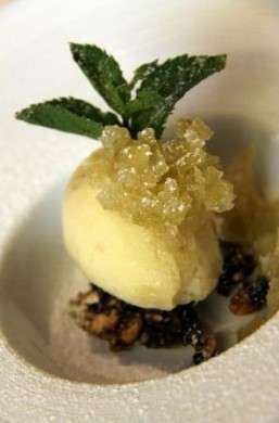 La ricetta per fare il gelato all’ananas