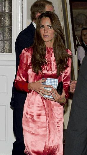 Kate Middleton romantica con un abito Stella McCartney