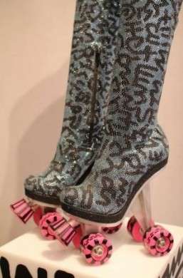 Nicholas Kirkwood e Keith Haring: arte e moda insieme per delle scarpe uniche!