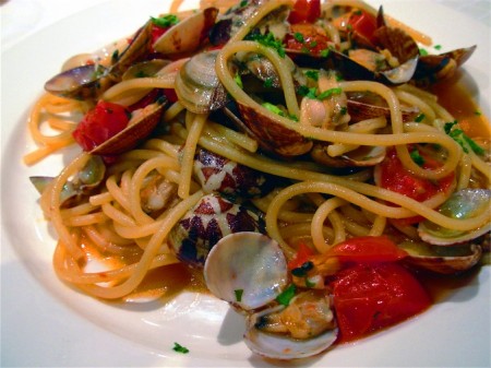Ricette light: spaghetti al cartoccio al profumo di mare