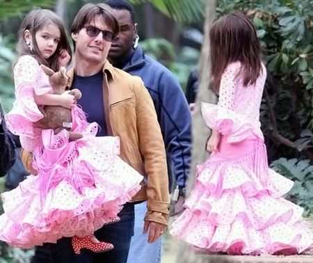 La collezione di scarpe di Suri Cruise vale oltre 150 000 dollari… il sogno di ogni shoe-addicted!