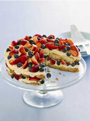 Ricette estive: torta con crema e frutta fresca