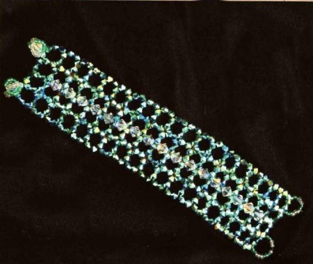 Realizza un nuovo bijoux, un bracciale di swarovski