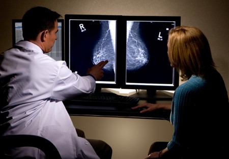 Rischi maggiori di tumore al seno se la mammella è molto densa