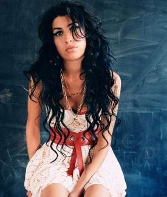 Amy Winehouse è morta: ecco tutti i messaggi dei colleghi