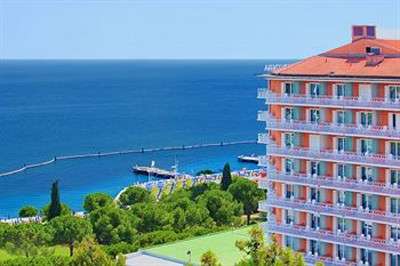 Vacanze e relax in Slovenia, al Grand Hotel Portoroz con centro benessere