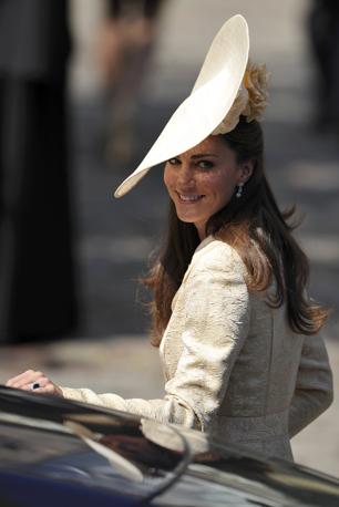 Kate Middleton, impeccabile come sempre, al matrimonio di Zara Phillips