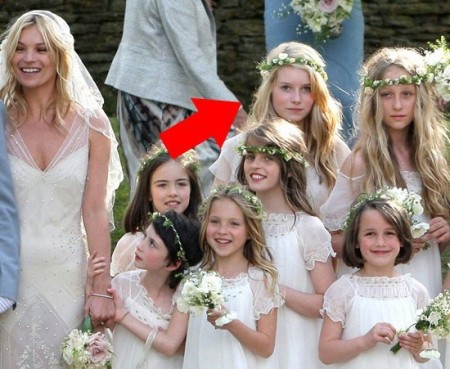 Dopo Pippa Middleton, un’altra sorella ruba la scena alla sposa vip: lei è Lottie Moss!