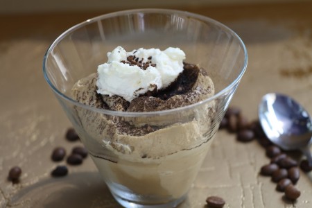 Mousse al caffè, un dessert semifreddo e raffinato