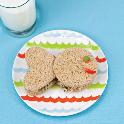 Il sandwich al tonno per i bambini a forma di pesce!