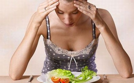 Anoressia e bulimia possono compromettere la fertilità di una donna