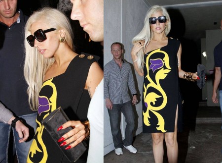 Lady Gaga sceglie ancora Versace e Christian Louboutin, eccentrica ma glamour!