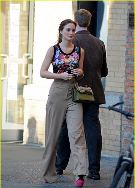 Gossip Girl, stile seventies per Leighton Meester con top Dolce & Gabbana