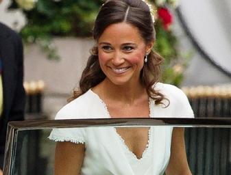 In vendita l’abito da damigella di Pippa Middleton, ma c’è un trucco….