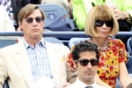 Anna Wintour veste con i fiori di Yves Saint Laurent