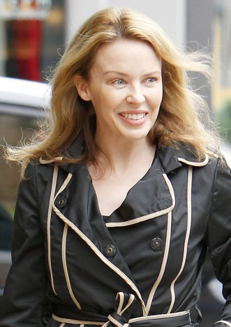 Per la pelle del suo viso Kylie Minogue ha deciso di dire no al trucco solo per un giorno