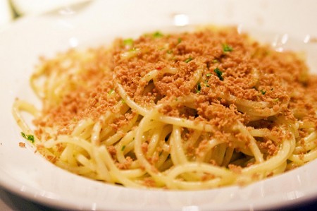 Pasta con bottarga e vino bianco, primo chic e veloce