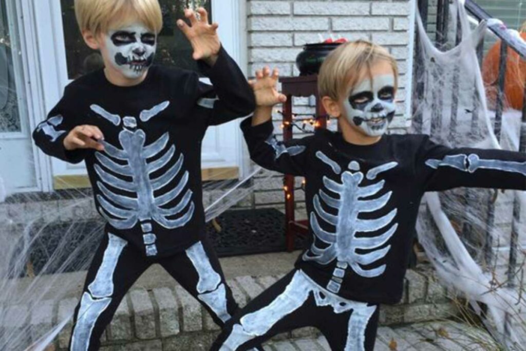 bambini costume scheletro fai da te
