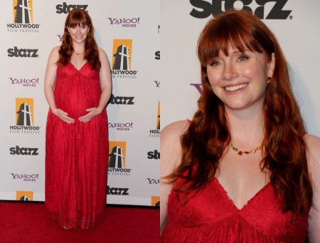 Bryce Dallas Howard in Dolce & Gabbana, un look premaman davvero fashion