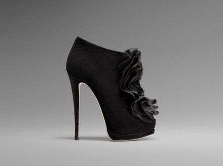 La collezione autunno inverno 2011 2012 di scarpe firmate Giuseppe Zanotti Design