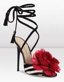 Le prime immagini delle scarpe della collezione Icons di Jimmy Choo, curiose?