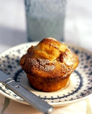 Muffin con pere e fiocchi d’avena