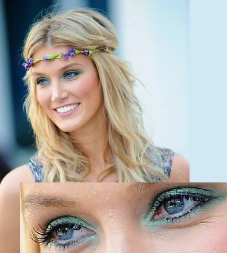 Uno splendido trucco occhi verde acqua per Delta Goodrem, un make up da copiare