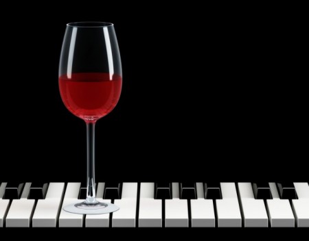Il modo migliore per gustare un buon bicchiere di vino? Ascoltando la musica che amiamo!