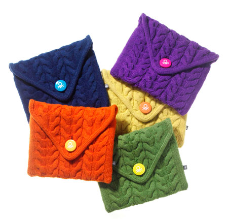 Le custodie per iPad in lana crochet by Benetton