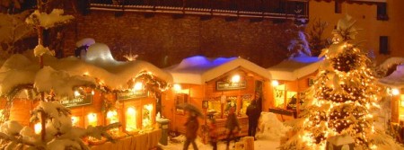 Mercatini di Natale in Valle d’Aosta, shopping natalizio tra una sciata e un pranzo tipico